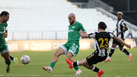 7 gollü maçta kazanan Muğlaspor: Deplasmanda Manisa FK'yı devirdi