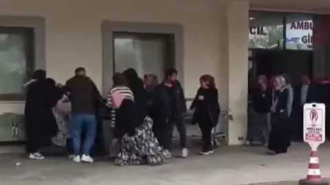 7 yaşındaki Yunus Emre, oyuncağını almaya çalışırken canından oldu