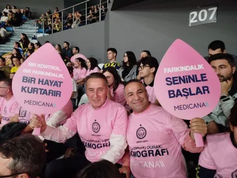 Fenerbahçeli voleybolculardan meme kanserinde erken tanı çağrısı - fotoğraf 4