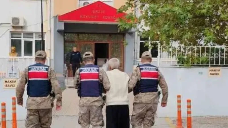 77 Yaşındaki Şahıs, Karısını Öldürdü