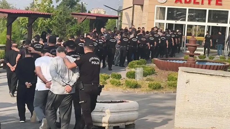 8 ilde DEAŞ operasyonu: 22 tutuklama