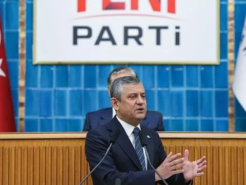 Özgür Özel: Satıp gidenler haindir - fotoğraf 1