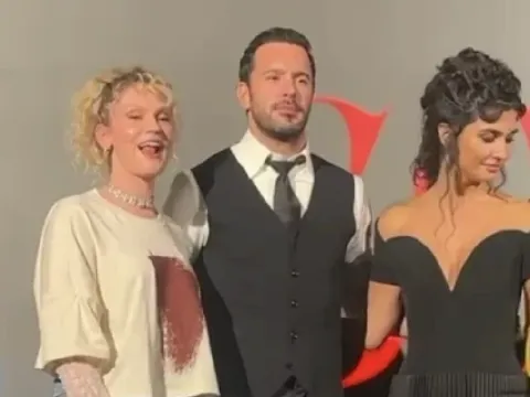 Herkes 'sarhoş' dedi Farah Zeynep Abdullah açıkladı - fotoğraf 1