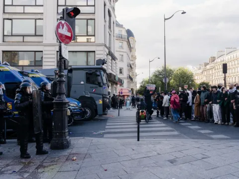 Macron protestolara hazır: 70 bin kişilik polis ordusu seferber edildi - fotoğraf 4