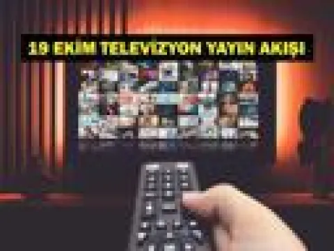 Yüzüne bile bakmadı! Cenaze töreninde buz gibi selamlaşma - fotoğraf 2