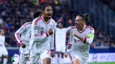 9 gollü mücadeleyi Liverpool kazandı!