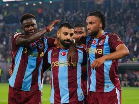 Fırtına evinde esti gürledi! - fotoğraf 1
