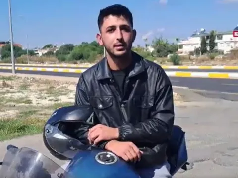 Motosikletle giderken cebindeki paraları düşürmüştü: Servis şoförü parayı sahibine ulaştırdı - fotoğraf 3