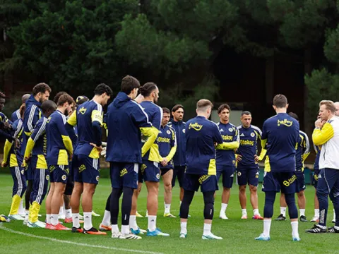 Fenerbahçe'de Samandıra çıkarması! Kuyt'a destek için toplandılar - fotoğraf 4