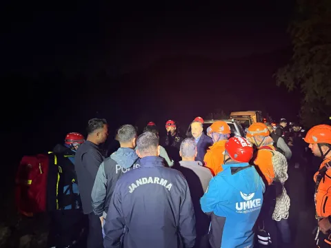 Eğitim için Isparta’ya gelen gönüllü ekibi kayboldu: 1 ölü, 13 kayıp - fotoğraf 2