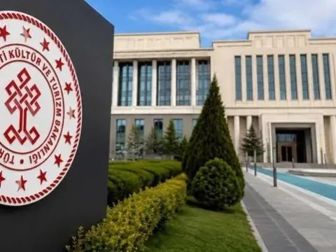 KÜLTÜR VE TURİZM BAKANLIĞI KÜTÜPHANECİ ALIMI 2026 | 162 sözleşmeli kütüphaneci alımı başvuruları ne zaman, şartlar neler? - fotoğraf 1