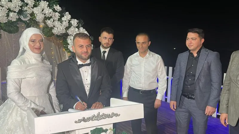 AA Muhabiri Ali Kemal Zerenli Bekarlığa Veda Etti