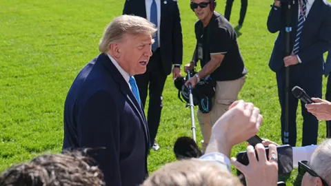 ABD Başkanı Trump: Bırakın İran Los Angeles ve San Diego'yu yok etsin
