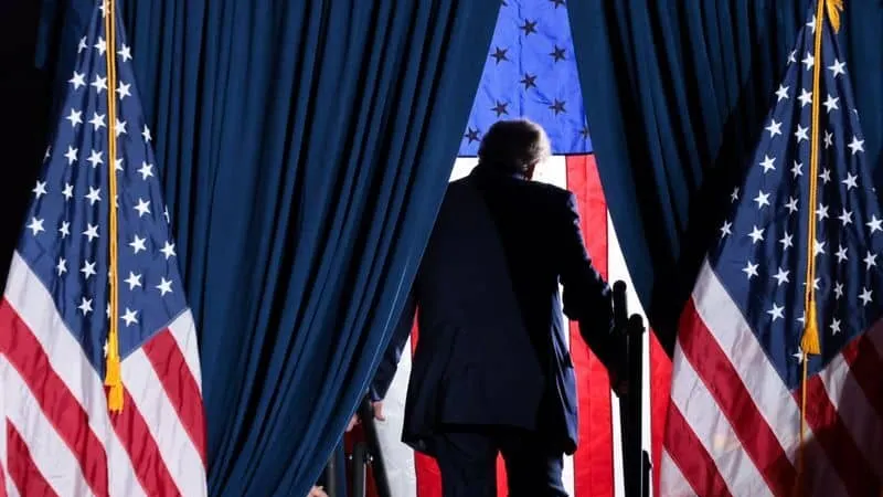ABD'de Kongre seçimlerine beş kala. Cumhuriyetçi adaylar Trump'tan kaçıyor
