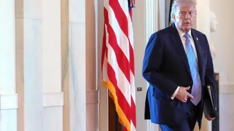 ABD'de seçime doğru: Trump'ı korkutan anketler ne söylüyor?