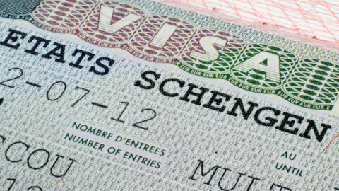 AB'den üye ülkelere Schengen tokadı