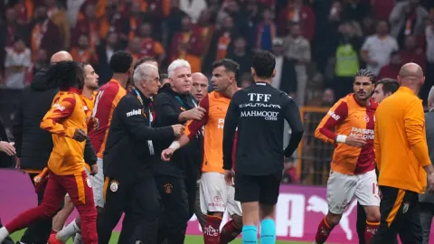 Abdülkerim'e ceza bekleniyor, Galatasaray'da savunma değişiyor