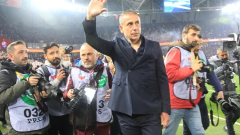 Abdullah Avcı Fenerbahçe ile ne süre ne maaş konuştu, önceliği sportif başarıya verdi! Tek şartı şampiyonluk