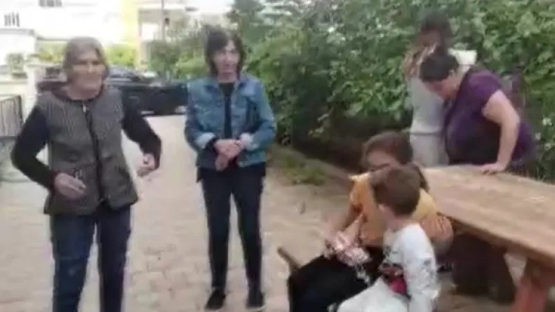 Adana ve Osmaniye'de peş peşe depremler! Panik dolu anlar kamerada