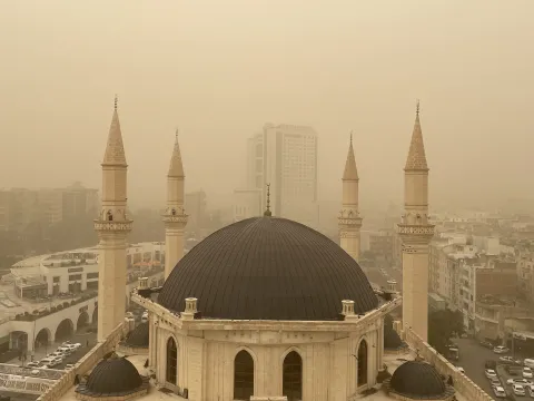 Meteoroloji uyardı; Güneydoğu'da toz taşınımı etkili oldu - fotoğraf 1