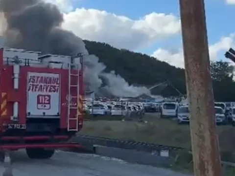 Eyüpsultan'da yediemin otoparkında yangın - fotoğraf 4