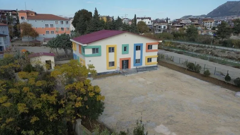 AHBAP iş birliğiyle Hatay’da Gençlik Merkezi