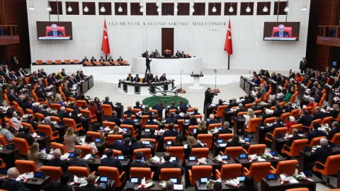 AK Parti’den üç kritik düzenleme mesajı