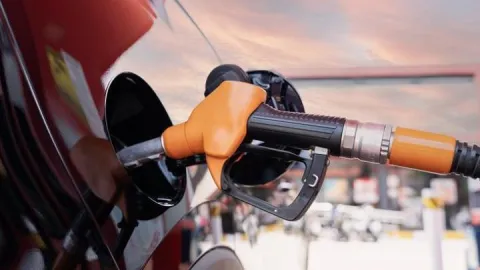AKARYAKITA DEV İNDİRİM! Benzine İkinci İndirim Geliyor mu? 21 Ekim 2026 Güncel Benzin, Motorin ve LPG Fiyatları