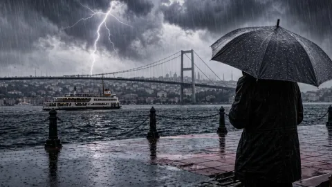 AKOM’dan İstanbul için peş peşe sağanak uyarısı: Cumartesiye dikkat!