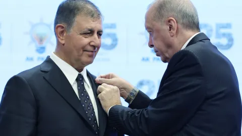 AKP Cemil Tugay'a sahip çıktı: 'Laf ettirmeyiz, gereğini de yaparız'