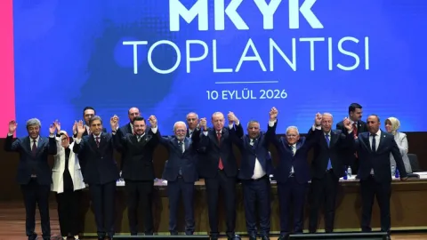 AKP’de transfer listesi kabardı... İki sayfalık liste ortaya çıktı: 4 milletvekili daha geçecek