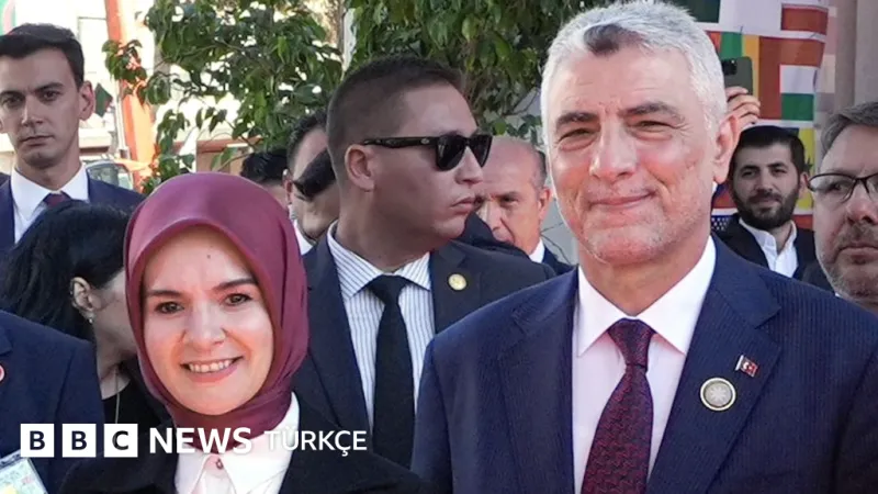 AKP'li iki bakandan fon kazancı sorularına yanıt
