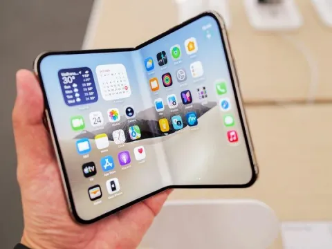 230 bin liralık telefonda şikayetler artıyor - fotoğraf 1
