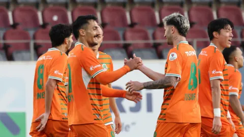 Alanyaspor hazırlık maçında Amed Sportif Faaliyetler'i yendi!