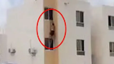 Aldattığı eşi evi bastı: Kaçmaya çalışırken yere çakıldı