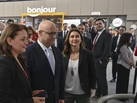 OYAK’ın Enerji Devleri TotalEnergies ve Milangaz’dan Hopi ile Dev Stratejik Ortaklık: Depolar Dolarken Paracıklar Kazandıracak! - fotoğraf 2