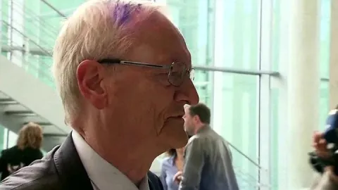 Alman istihbaratında casusluk suçlaması! Eski BND Başkanı Hanning gözaltına alındı