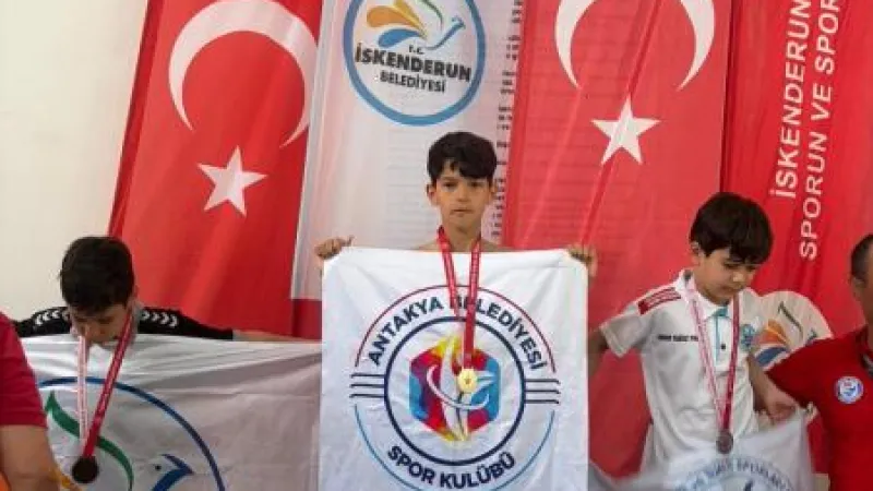 ALTIN MADALYALAR, ANTAKYA BELEDİYESİ YÜZME SPORCULARINA GİTTİ