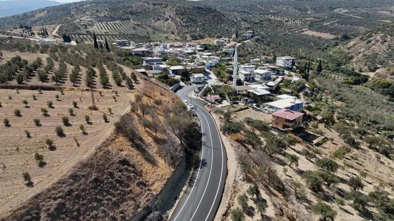 ALTINÖZÜ-ANTAKYA BAĞLANTI YOLUNA ASFALT