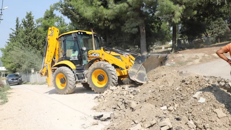 ALTINÖZÜ ÇETENLİ’DE ALTYAPI YENİLEMESİ 