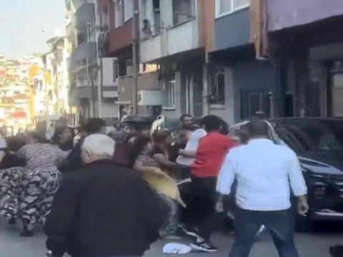 Sevgilisinin evli olduğunu öğrenen kadından tornavidalı intikam - fotoğraf 4