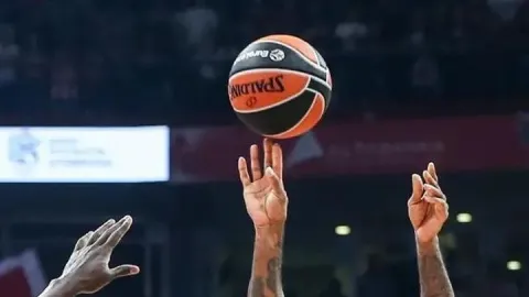 ANADOLU EFES BEŞİKTAŞ EUROLEAGE CANLI İZLE| Anadolu Efes - Beşiktaş Maçı Hangi Kanalda, Saat Kaçta? EuroLeague Derbisi İçin Geri Sayım Başladı