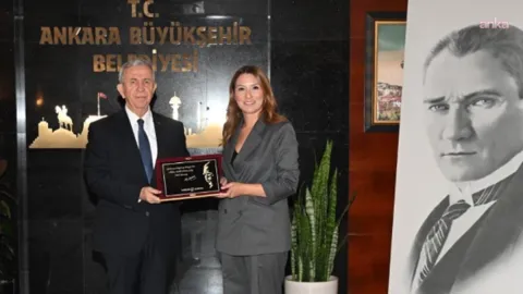 Ankara Barosu Başkanı Çağlayan ve Yönetim Kurulu üyeleri Mansur Yavaş'ı ziyaret etti