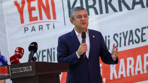 Ankara kulislerinde dolaşan AKP'ye transfer iddialarına Özel'den tokat gibi sözler