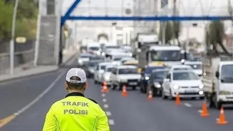 ANKARA TRAFİĞE KAPALI YOLLAR 13 EKİM: Ankara'da hangi yollar trafiğe kapalı olacak?
