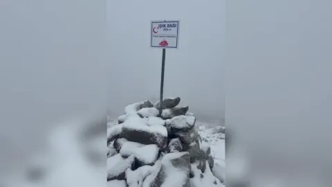 Ankara'da mevsimin ilk karı Işık Dağı'na yağdı