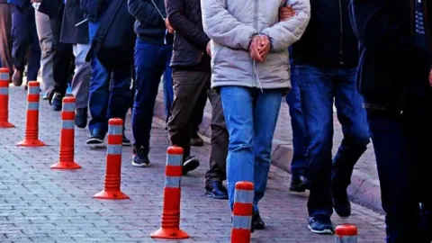 Ankara'da nitelikli dolandırıcılık operasyonlarında 12 şüpheli tutuklandı
