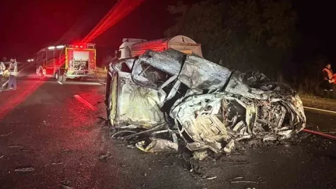 Ankara'da yanan elektrikli otomobilde bir kişi öldü