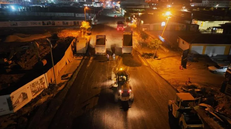 ANTAKYA HARAPARASI'NDA ASFALTMA ÇALIŞMASI