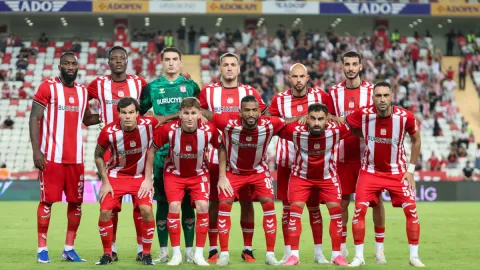 Antalyaspor iki golle kupada 4. tura yükseldi